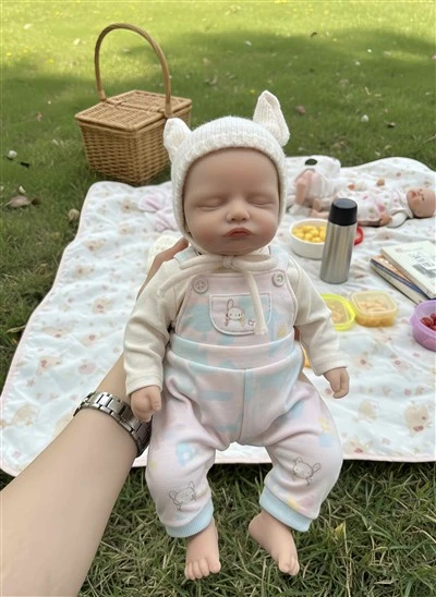 La muñeca renacida de silicona-de cuerpo completo